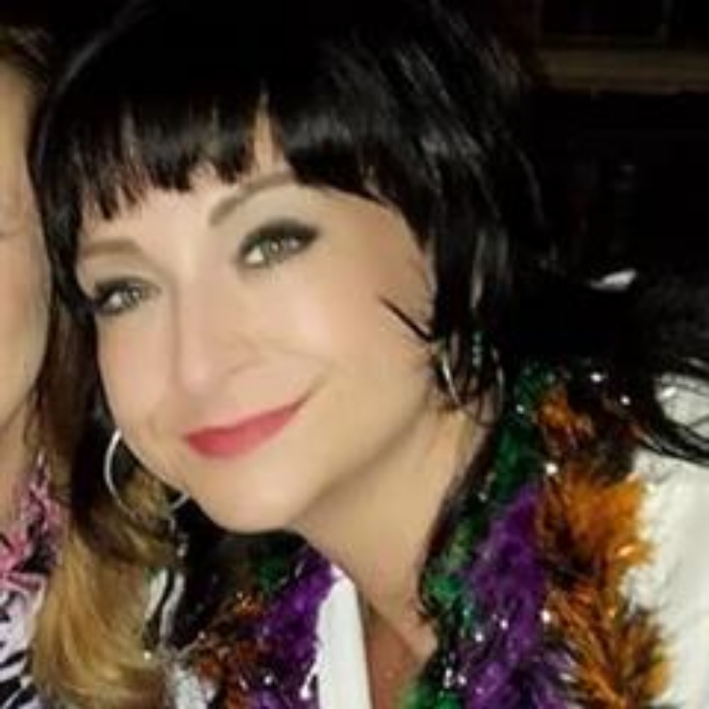 Meet your Posher, Julie
